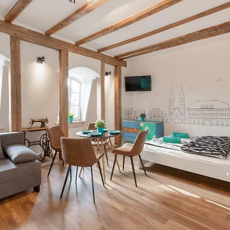 Retro House - Stayinwroclaw Daire *